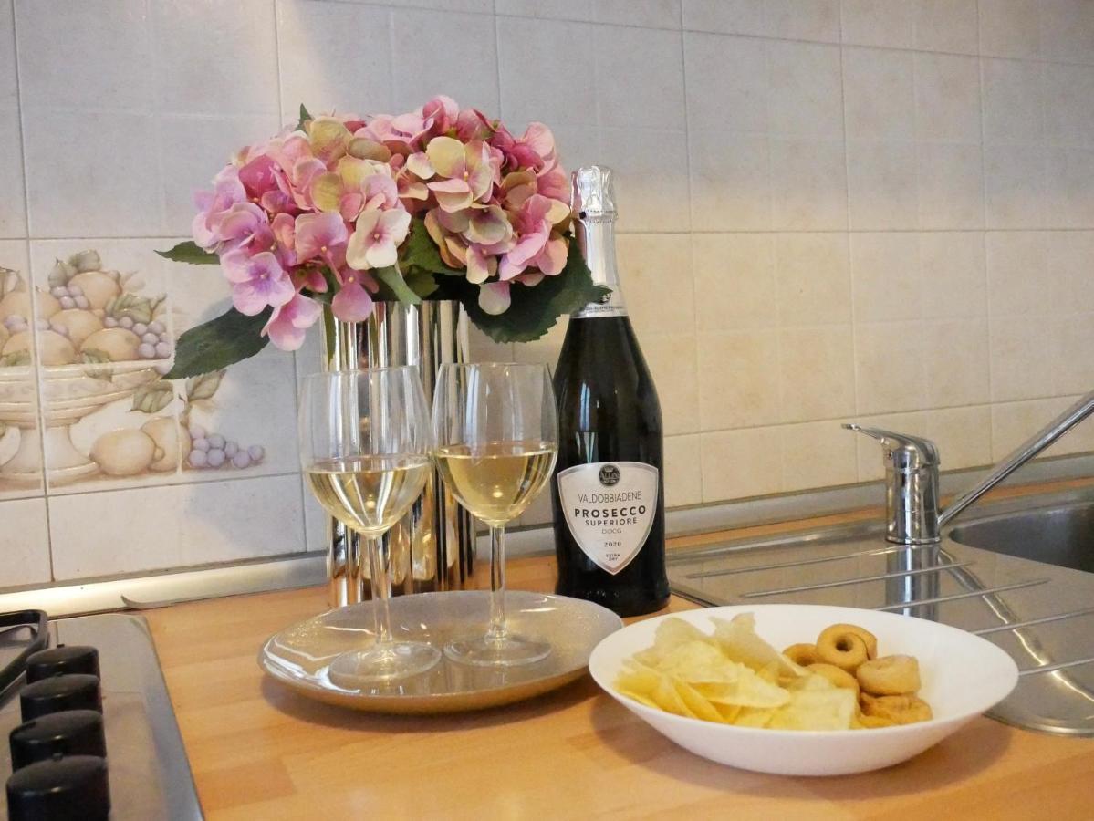 Diadema Pink - Immobili E Soluzioni Rent Apartment Bergamo Ngoại thất bức ảnh