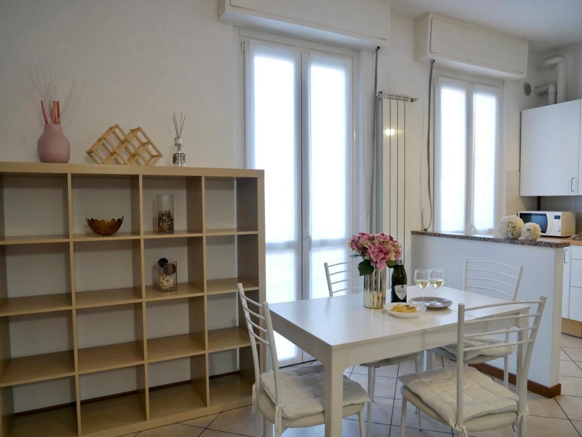 Diadema Pink - Immobili E Soluzioni Rent Apartment Bergamo Ngoại thất bức ảnh
